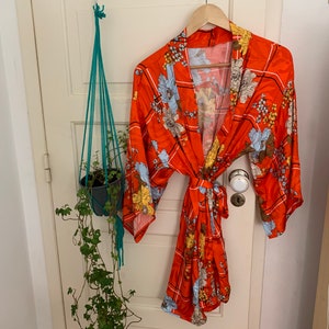 Red flowers Kimono