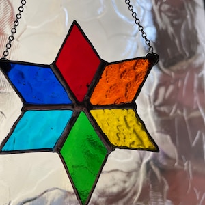 Kleiner Glasmalerei-Regenbogenstern