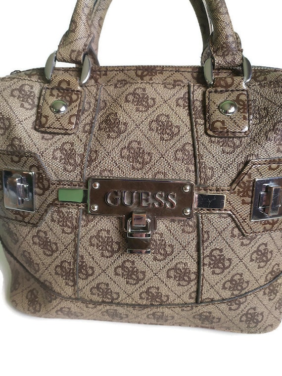 Guess Handbags For Women for Sale in Lake Worth, FL - OfferUp