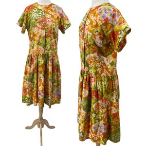Vintage 60er/70er Jahre Floral Butterfly Print Shirt Kleid Midi High Neck Grün Orange Damen Größe XL