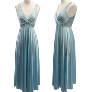 Vintage Olga Nightgown Full Sweep Maxi Dress Nightie Light Powder Blue Womens S
