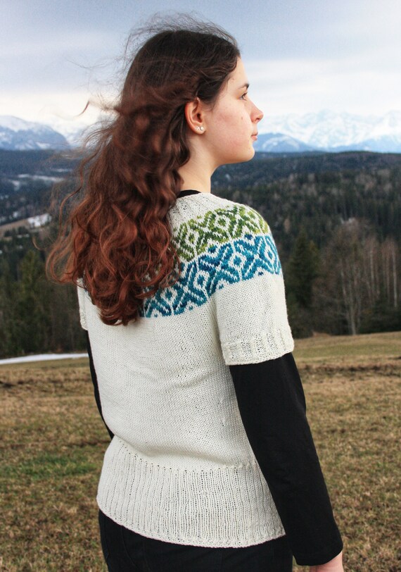 KNITTING PATTERN - Colorwork Yoke Tee, Pullover Pattern
