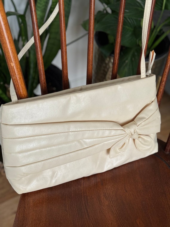 Vintage Cream/Pale Yellow Faux Leather Purse with… - image 1