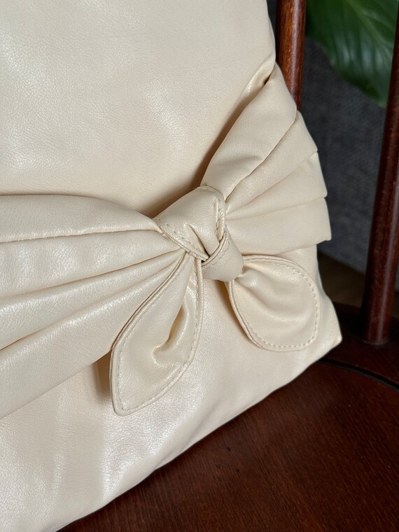 Vintage Cream/Pale Yellow Faux Leather Purse with… - image 3