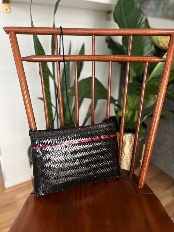 Vintage Black Woven Straw Shoulder Bag with Red St