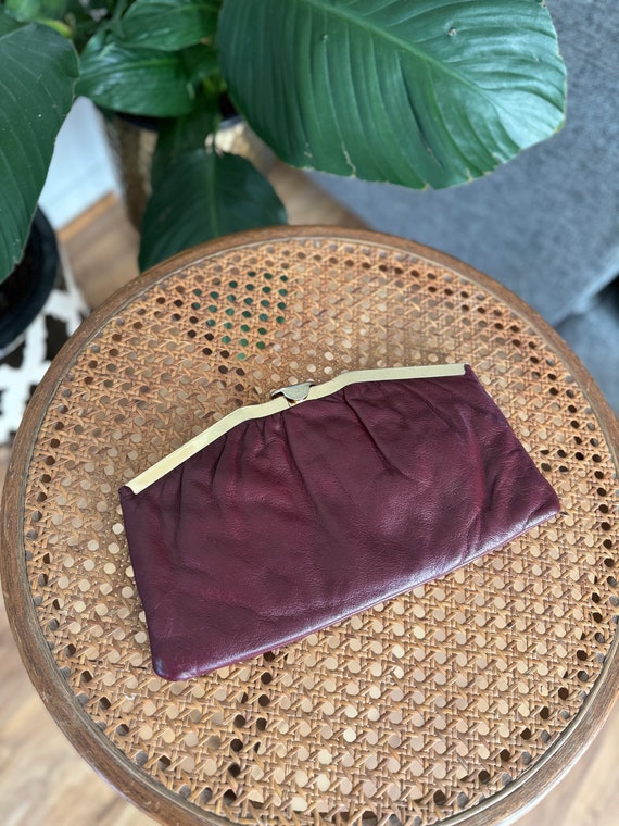 Vintage Maroon Leather Gold Hinged  Handbag - image 2