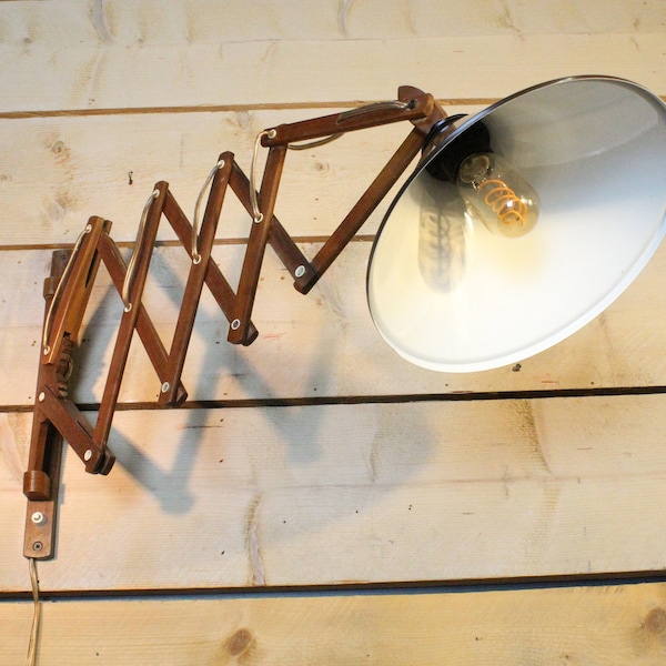 Large teak Scissor Lamp with a special adjustable mechanism, Dutch 60s vintage