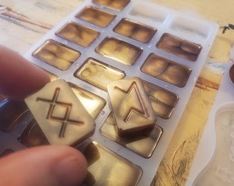 Ouderling Futhark Runen