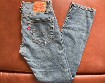 levis 511 woman