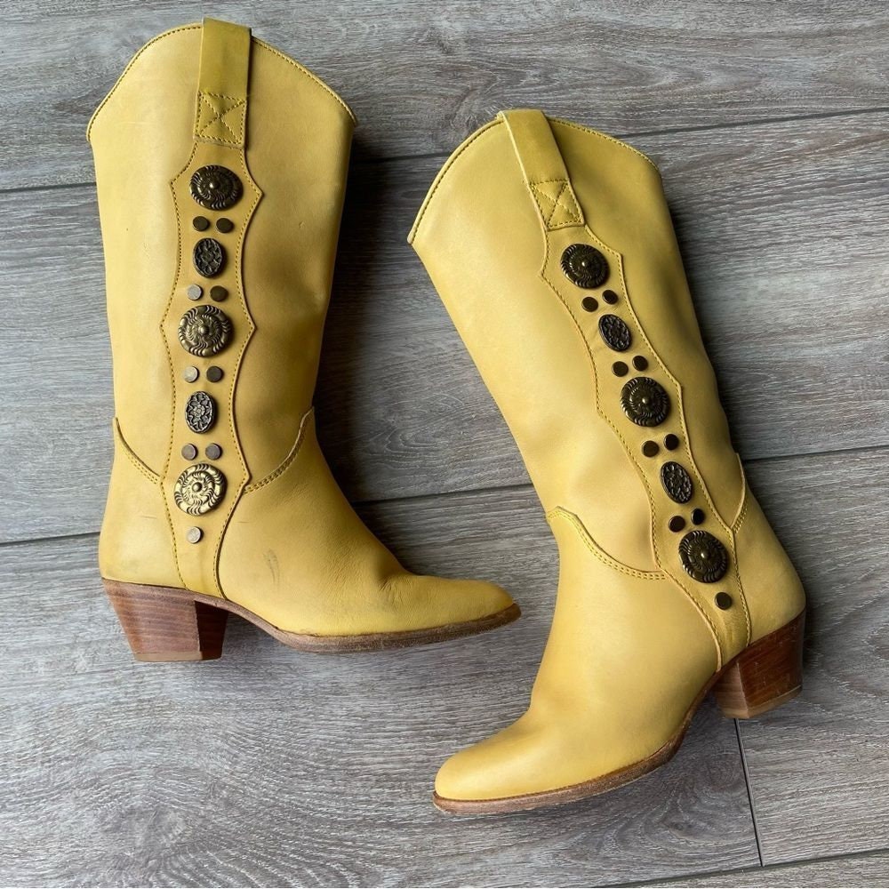 le chateau wedge boots