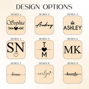 K&ouml;nnte beinhalten: Das Bild zeigt neun Designoptionen mit Namen, Initialen und einer Krone. Der Text "DESIGN OPTIONS" steht oben. Die Designs umfassen Namen wie Sophia, Audrey, Ashley, Brianna, Evelyn und Kamila sowie Initialen und ein Herzsymbol.
