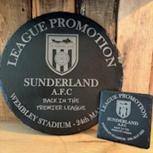 Sunderland AFC Plaque und Untersetzer Set. Rückseite im Premium-League-Design. Kann aber seperat gekauft werden Fantastische Qualität. Anzeige drinnen oder draußen