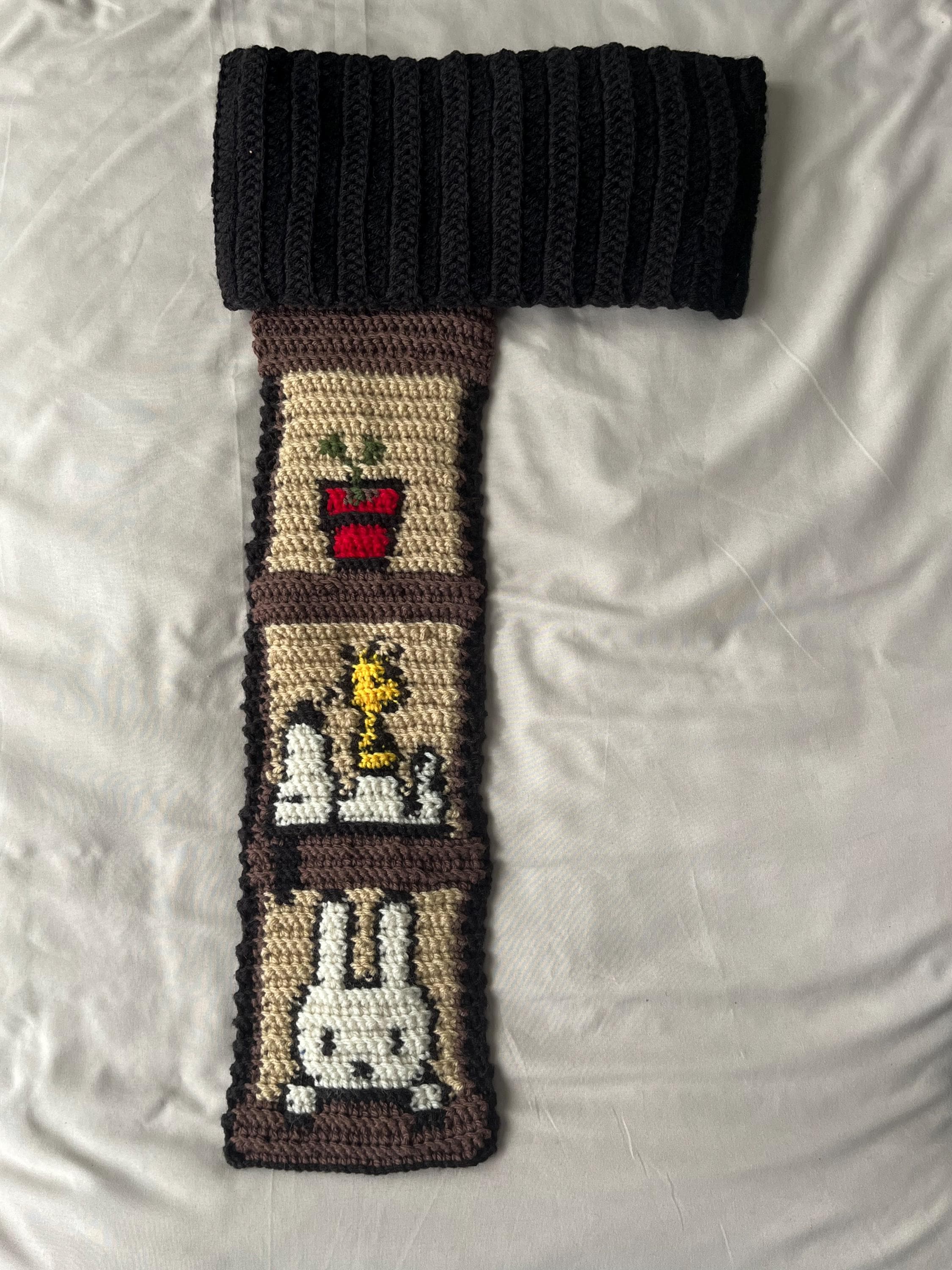 Snoopy and Miffy Crochet Scarf Pattern