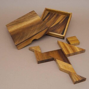 TANGRAM – the oldest puzzle in the world