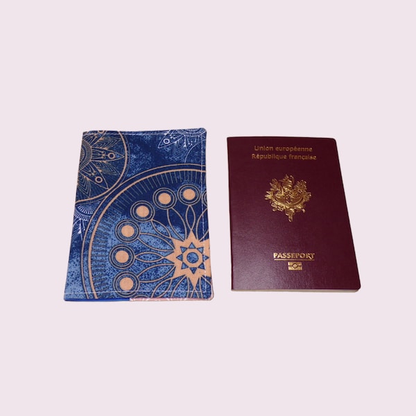 Étui à passeport, protège passeport, pochette pour passeport modèles femmes, hommes et enfants