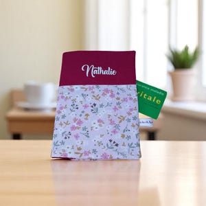 pochette, étui à ordonnances, carte vitale et carte mutuelle personnalisable