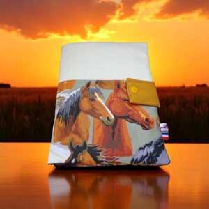 Housse protège carnet de santé, passeport pour cheval personnalisable
