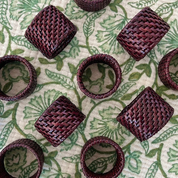 glossy dark brown rattan napkin rings - chinoiserie/grandmillennial tablescape