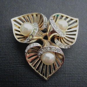 Boucher Signed Faux Pearl and Rhinestone Brooch