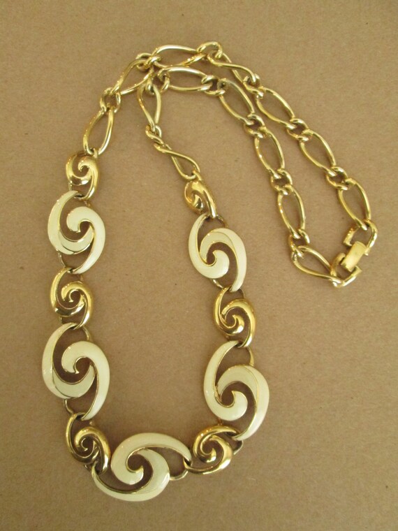 Trifari Vintage Signed 1980's Enamel Necklace