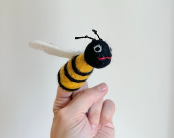 niedliche Fingerpuppe Biene aus Filz I Fingerspiel I Bauernhoftier I Wiesentiere I Spielzeug Montessori I Geschichten erzählen I Insekten