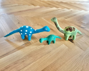 Handmade felt dinosaurs | Nursery decor | Toy | Stuffed animal | Plush toy | Baby room | Dinosaur decoration