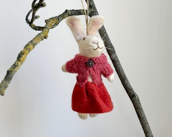 Rabbit with Tulip Pendant | Easter Decoration | Easter Bouquet | Felt Easter Decoration | Easter Bunny | Spring