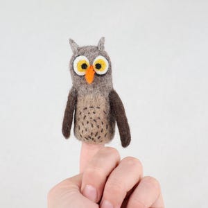 Cute felt owl finger puppet | Finger play | Woodland animals | Eagle owl | Montessori toy | Storytelling