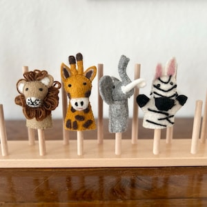 Finger puppets wild animals, Africa, safari, finger play felt, educational game, lion, elephant, zebra, giraffe, finger play