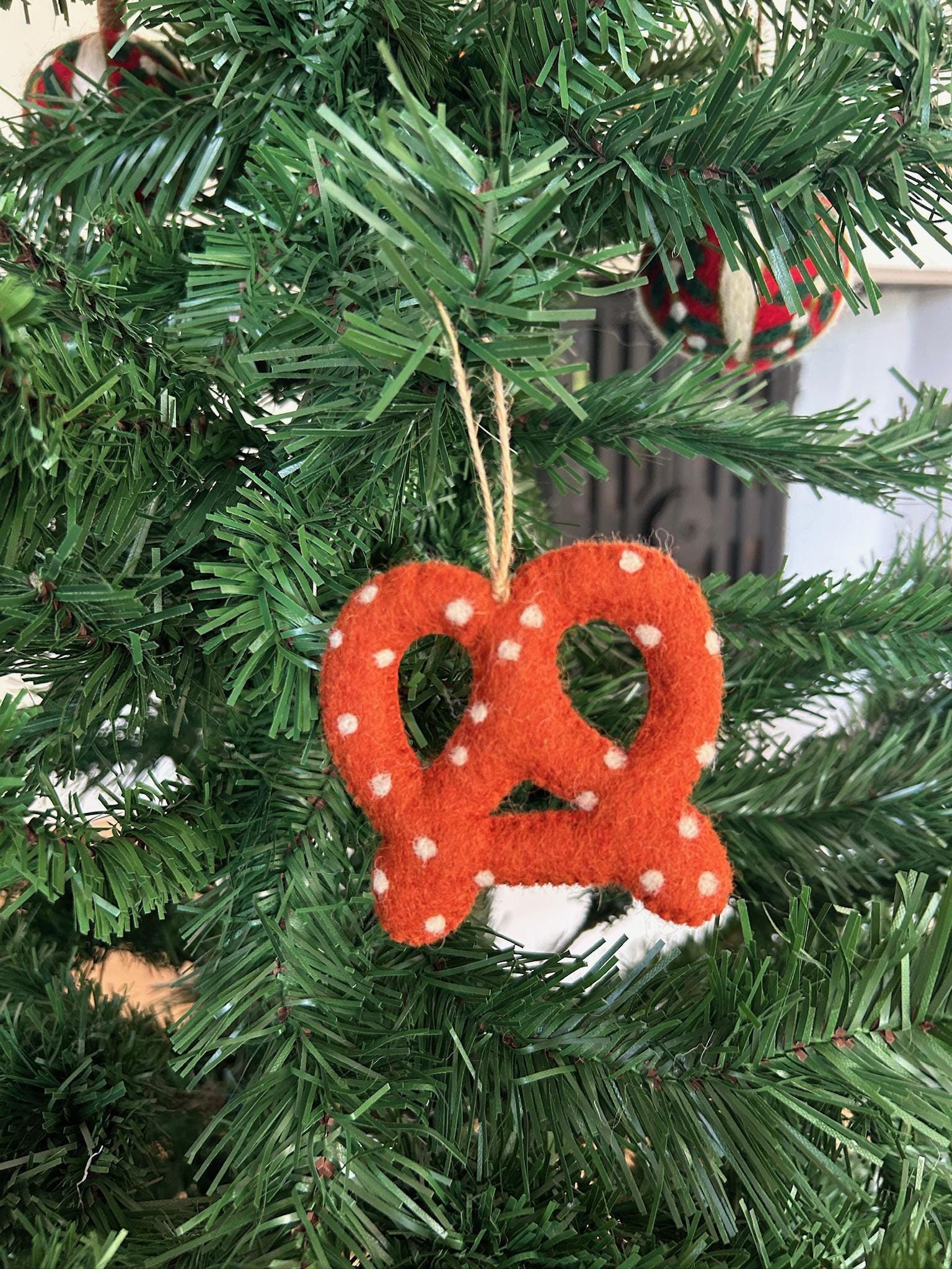 プレッツェルのオーナメント オーナメント作品] プレッツェル ブラウン | takihana