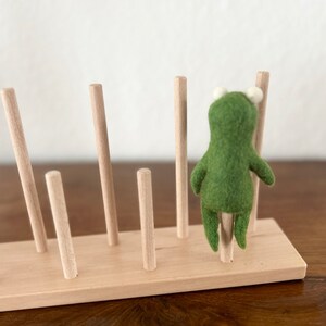 Niedliche Fingerpuppe Frosch aus Filz I Fingerspiel I Waldtiere I heimische Tiere I Spielzeug Montessori I Geschichten erzählen Bild 4