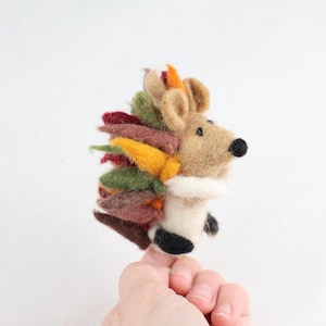 Cute felt hedgehog finger puppet | Finger play | Woodland animals | Native animals | Montessori toy | Storytelling