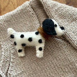 Felt badge dog I children's brooch I dog brooch I Dalmatian I felt accessory image 2