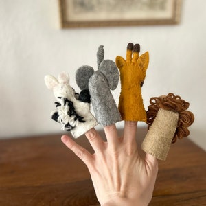 Finger puppets wild animals, Africa, safari, felt finger game, educational game, lion, elephant, zebra, giraffe, finger game image 6