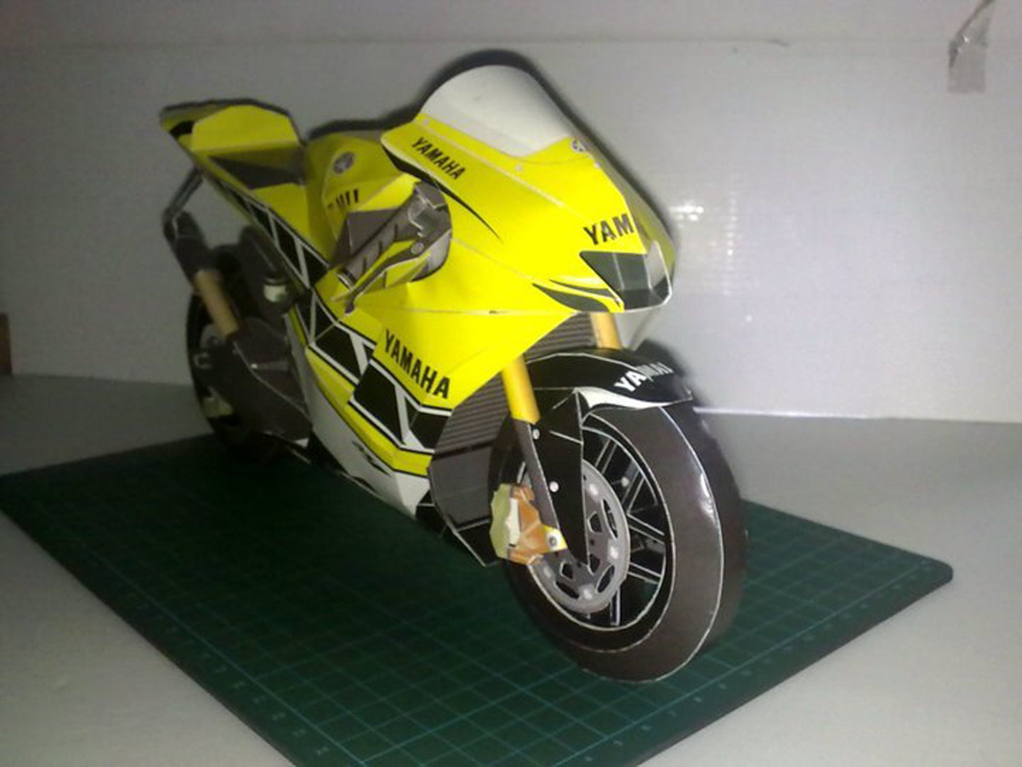 Yamaha YZRM1US Realistic Papercraft 3D Paper Model, Motorcycle, Paper