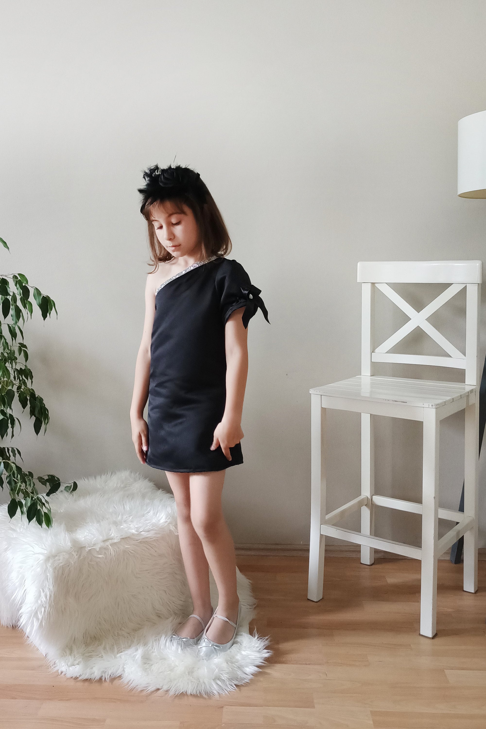 white blue polka dot dress Light & Swing – ModCloth FW24/25-16-BLK-SET – ZEENA ZAKI M (10) My Actual Bust is:32