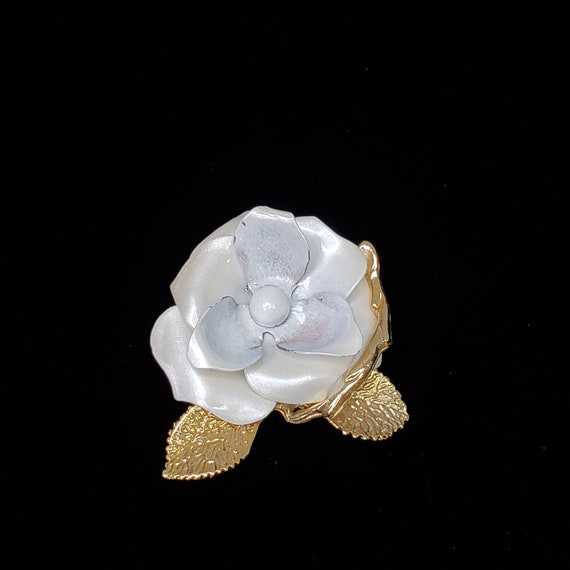 Vintage Giovanni Rose Flower Brooch Pin Gold Tone - Gem