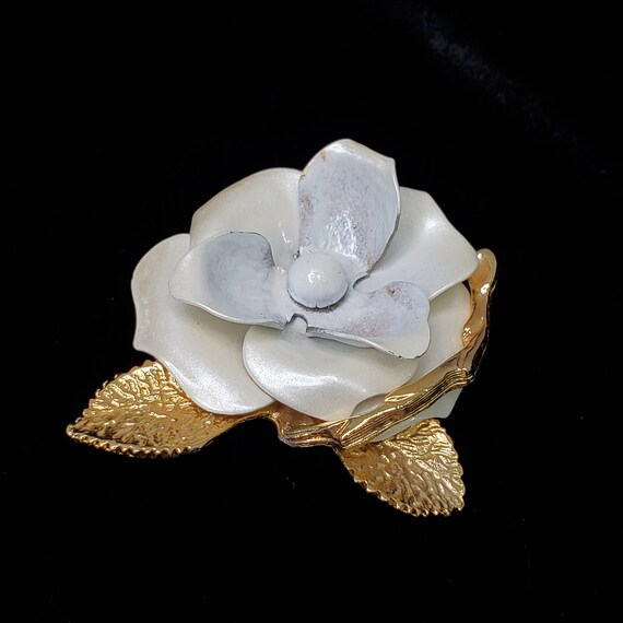 Vintage Giovanni Rose Flower Brooch Pin Gold Tone - image 3