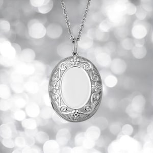 Personalised Silver Oval Locket Necklace | Custom Silver Oval Locket | Silver Locket Necklace with Custom Engraving | Wedding Gift