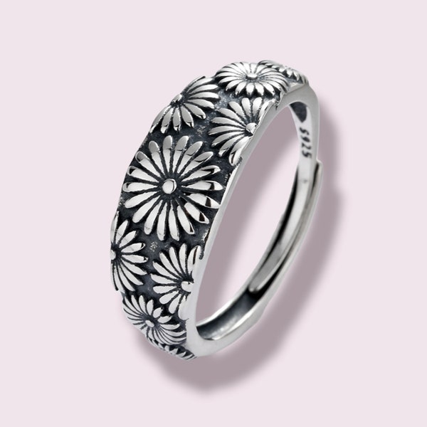 Unique Daisy Flower Ring, S925 Sterling Silver Adjustable Sizing Ring, Nature Inspired