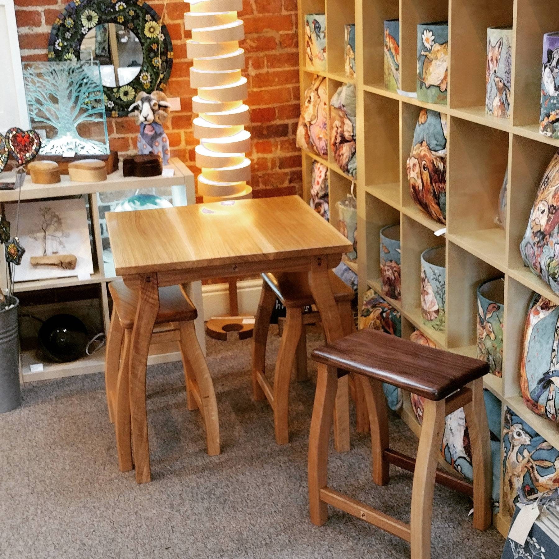 Oak and Walnut Bar Stool: A Perfect Blend of Style and Durability