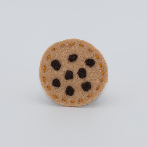 Felt Chocolate Chip Cookie Pin