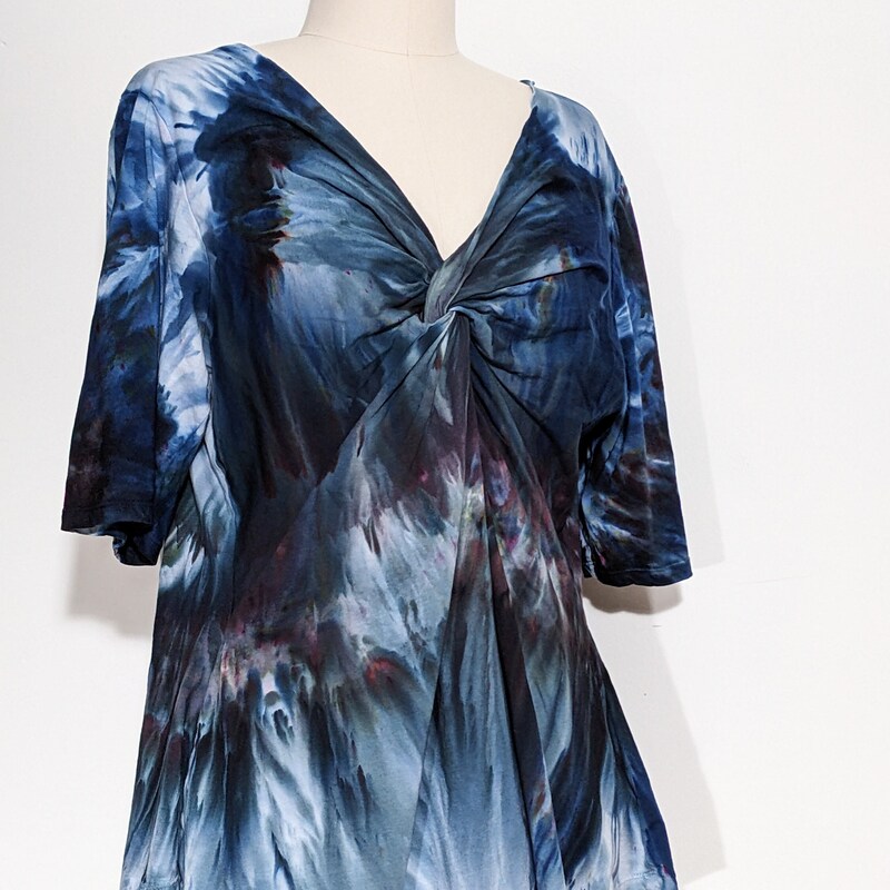 Deep Cleavage Tops - Etsy