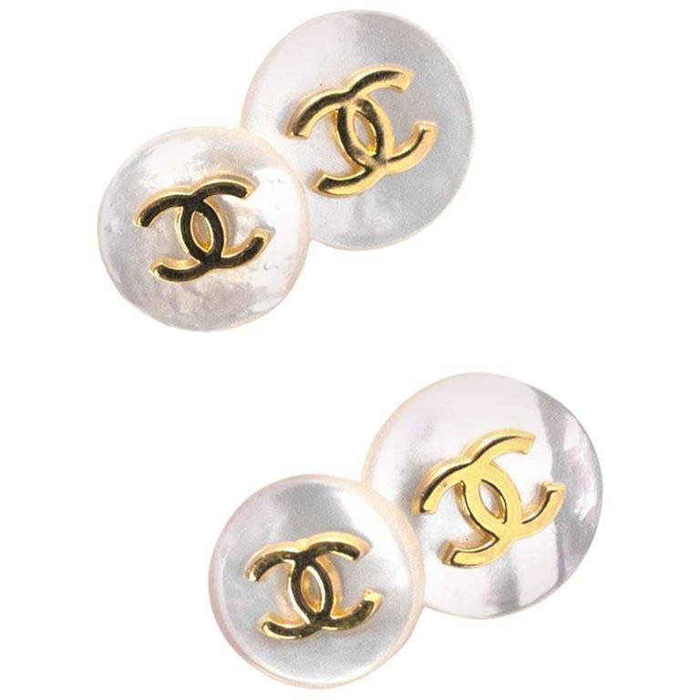 ◆ゴージャスに輝くCC◆シャネル Cuff Chanel CC Mother of Pearl Round Cufflinks - Etsy