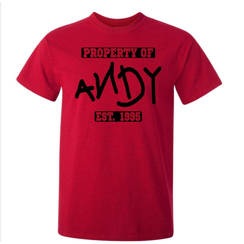 Propriété d'Andy Toy Story T-shirt sweat à capuche, équipement de parc à thème, chemise de vacances Disney, Disneyland, chemise pour enfants Disney, tampon de pied jouet image 3