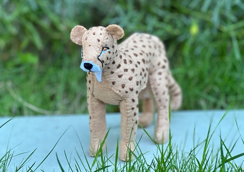 Felt Cheetah Sewing Pattern PDF Safari Stuffed Animals Toy Etsy