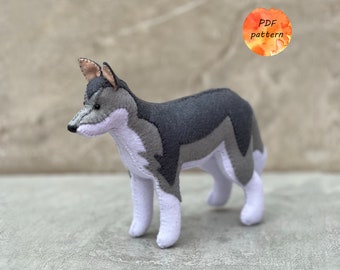 Patrón de costura de lobo de fieltro PDF Woodland Peluches Adorno navideño