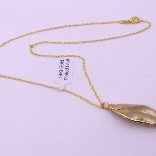 Gold Plated Leaf,14Kt Gold Plated Bay Leaf,1970s New Old Stock Gold Plated Leaf Necklace