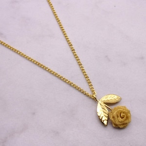 Mesh Rose Necklace Pendant, Gold Mesh Rose Necklace, New Old Stock Necklace