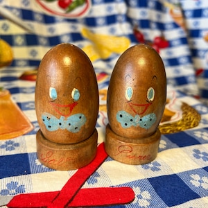 Vintage Wood Egg Salt & Pepper
